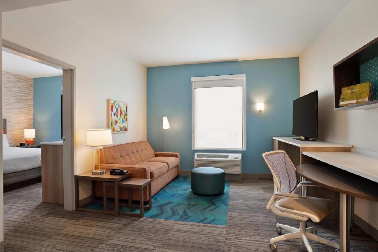 Home2 Suites By Hilton Warminster Horsham Экстерьер фото